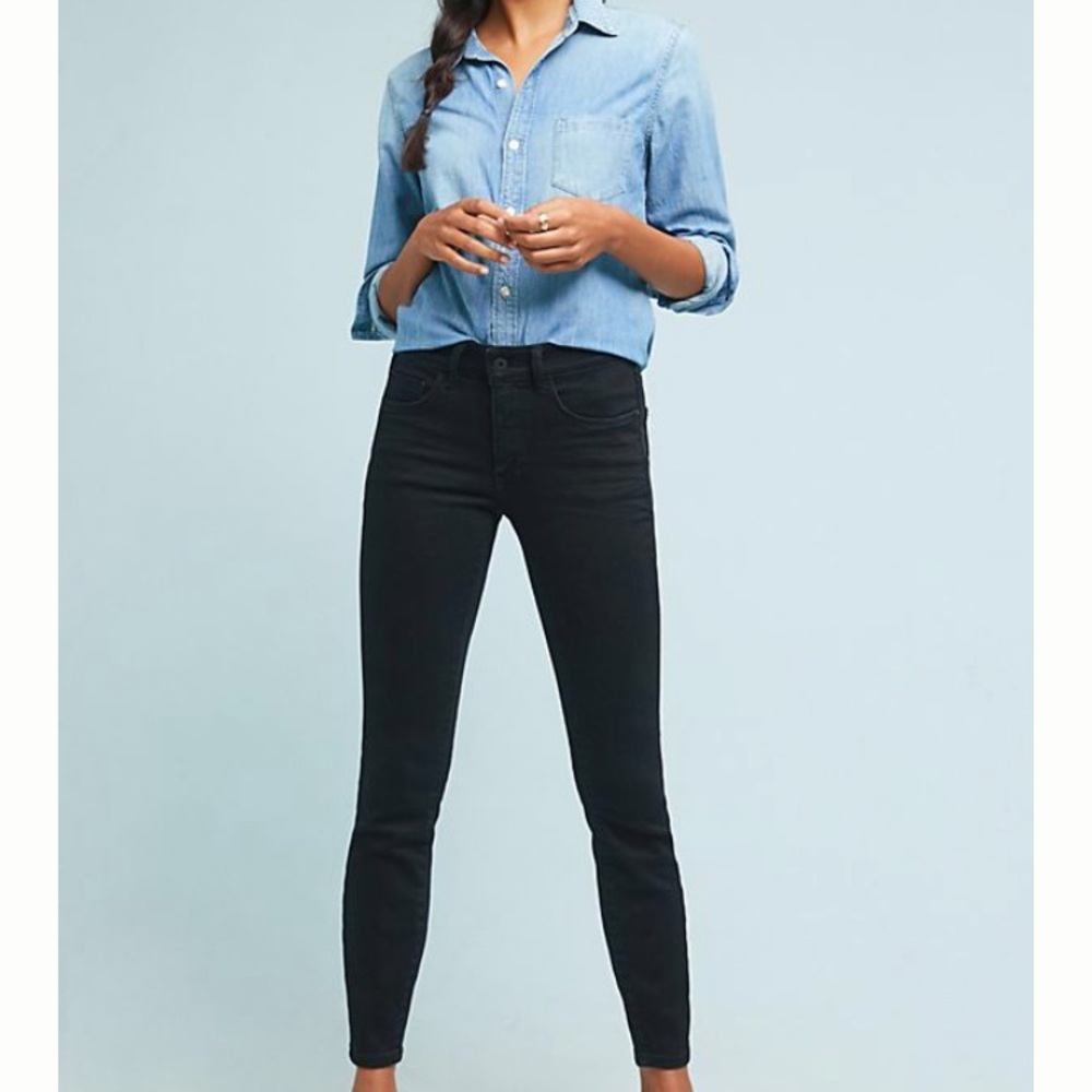 Pilcro High Rise Skinny Jeans in Black